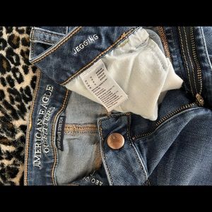 American Eagle super stretch jegging
